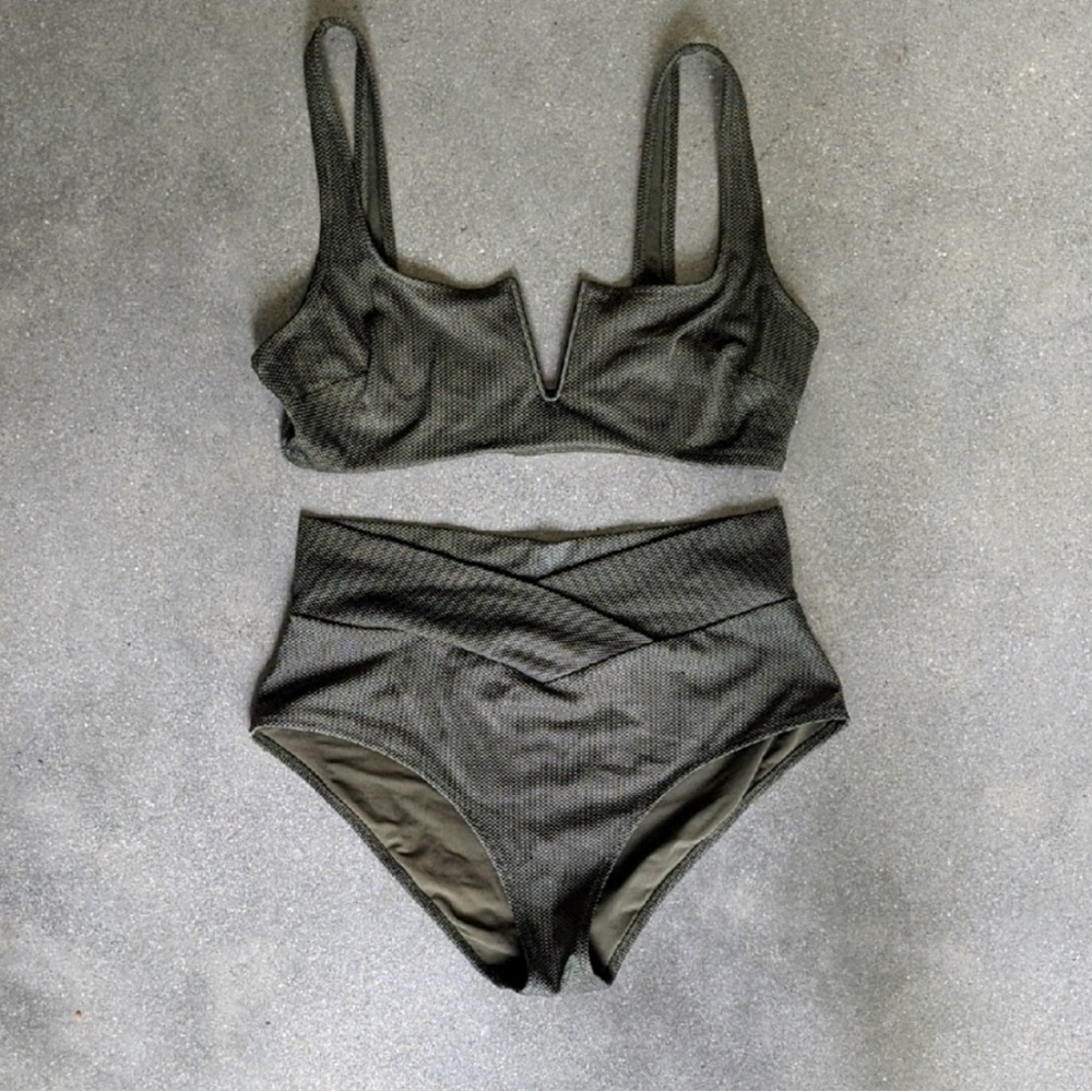 Textured dark grey green Aerie two piece size Large